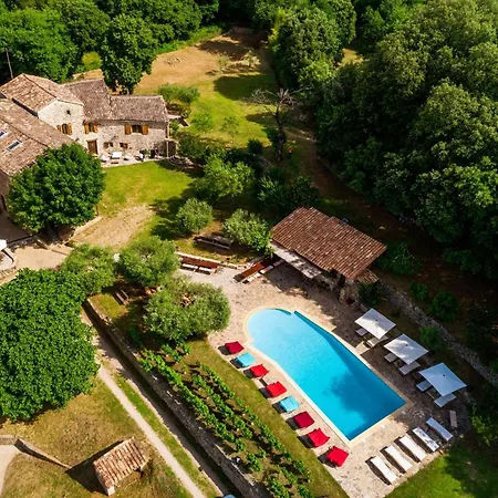 Les Fermes De Rieumal Hameau Cevenol Climatise Lasalle